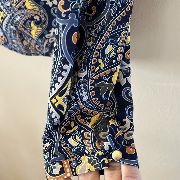 Liz Claiborne Blue Yellow Paisley Print Gold Buttons V-neck Size M Long Sleeve - Picture 6 of 14